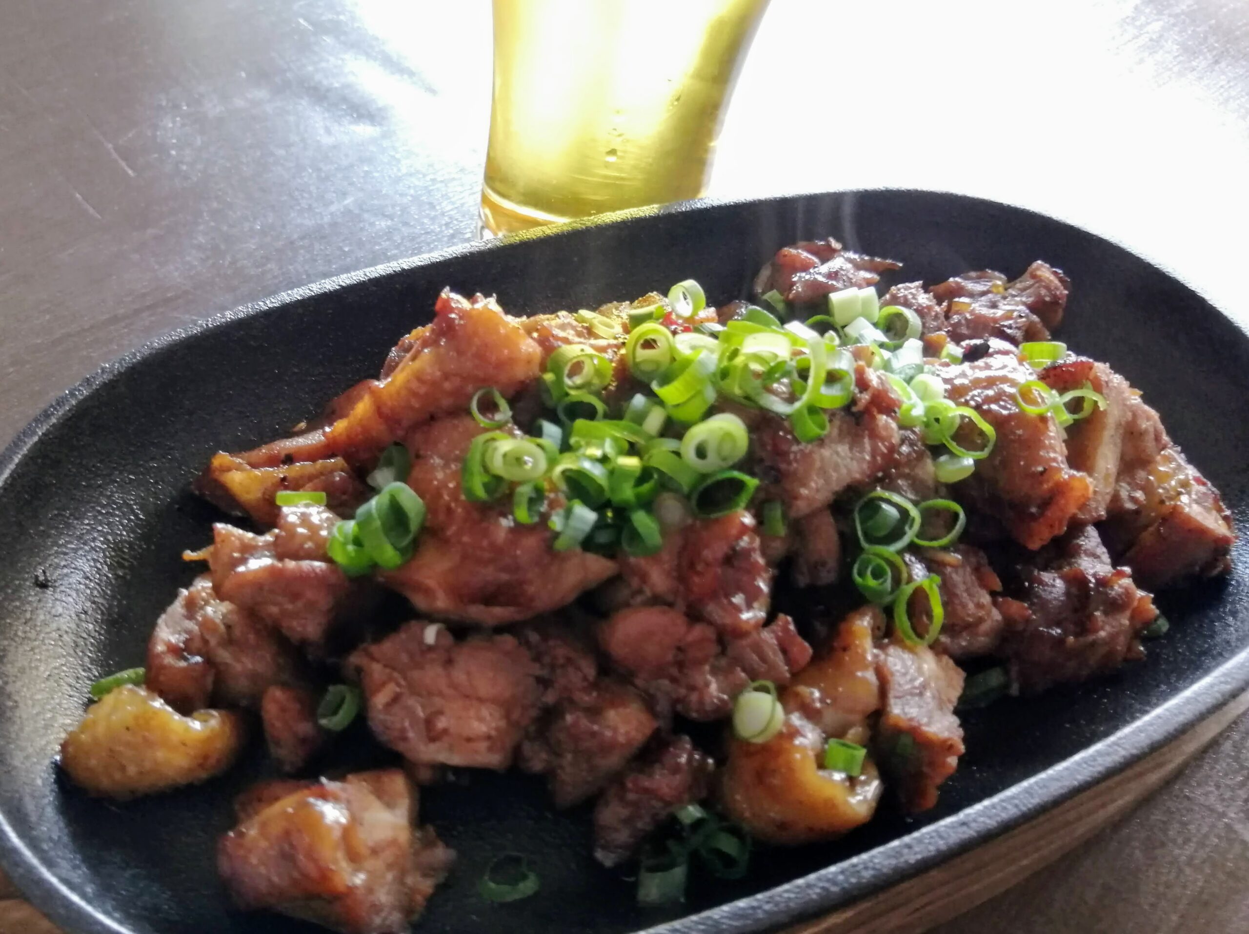 親鶏おすすめ料理 その１ アツアツもうまいが冷めてもうまい親鳥のシンプル炒め 九州 宅飲みグルメ